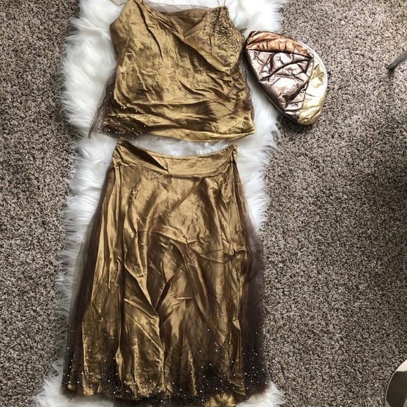 Skirt set with mesh and pearls - Picture 2 of 4